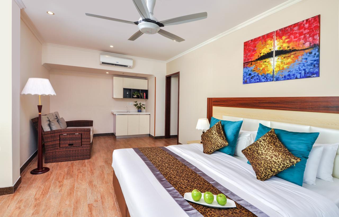 Triton Beach Hotel & Spa Maafushi Buitenkant foto